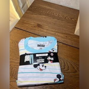 ✅NEW Disney Mickey Mouse Pajama Set